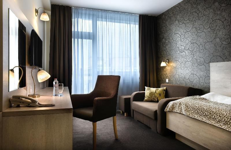 Hotel Magnolia Pieszczany Zewnętrze zdjęcie