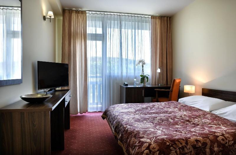 Hotel Magnolia Pieszczany Zewnętrze zdjęcie