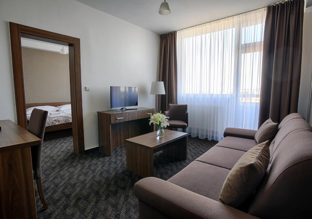 Hotel Magnolia Pieszczany Zewnętrze zdjęcie