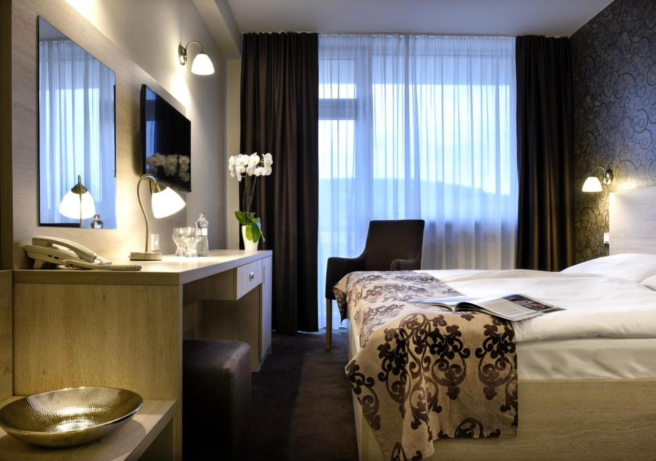 Hotel Magnolia Pieszczany Zewnętrze zdjęcie