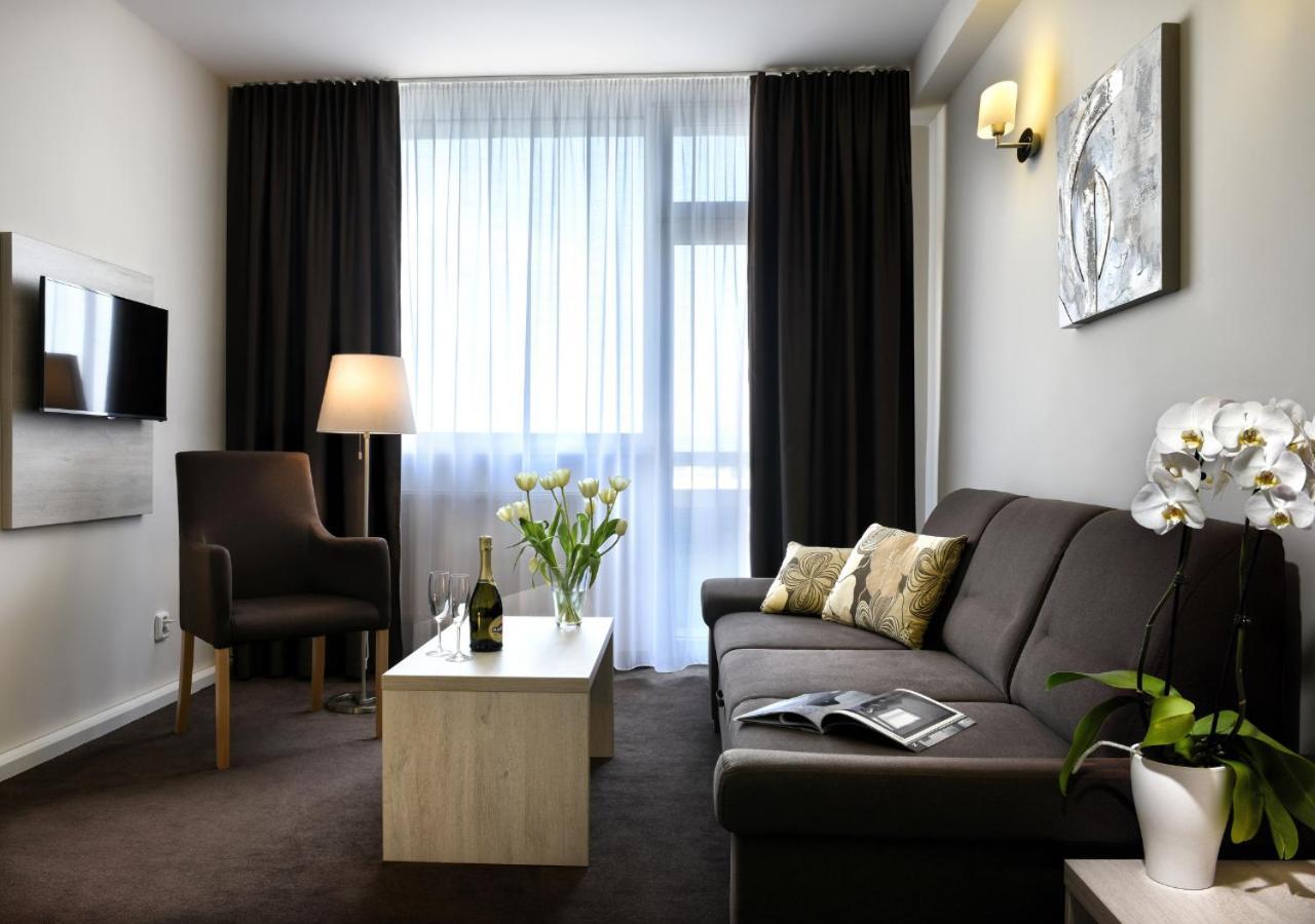 Hotel Magnolia Pieszczany Zewnętrze zdjęcie