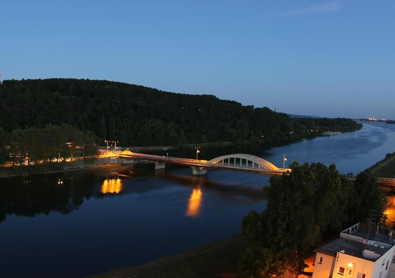 Hotel Magnolia Pieszczany Zewnętrze zdjęcie