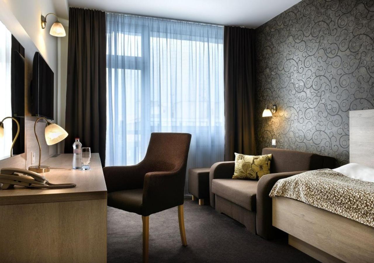 Hotel Magnolia Pieszczany Zewnętrze zdjęcie