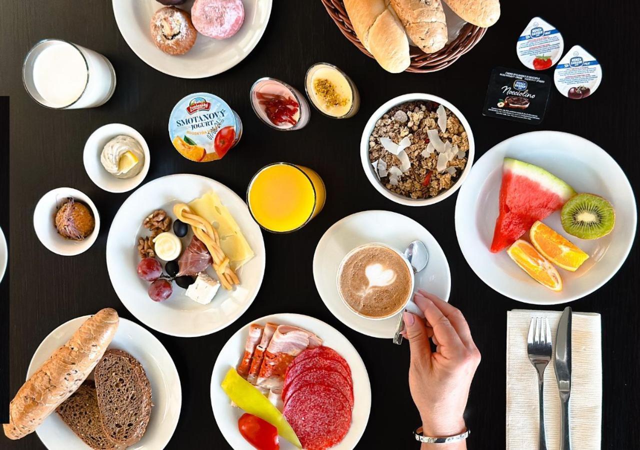 Hotel Magnolia Pieszczany Zewnętrze zdjęcie