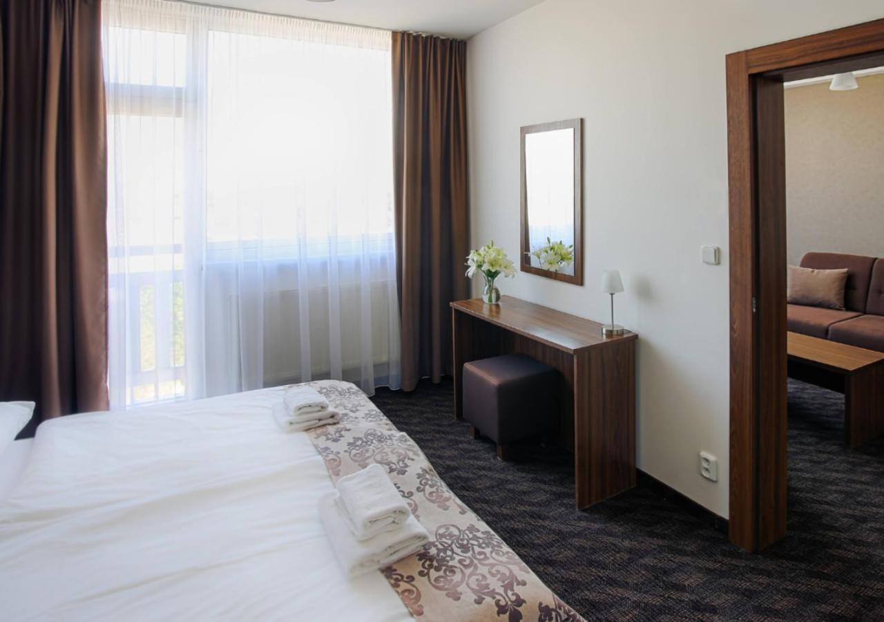 Hotel Magnolia Pieszczany Zewnętrze zdjęcie
